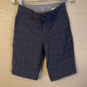Quiksilver Dark Blue/Navy boys Shorts, size 22